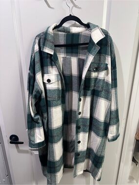 Women’s long flannel jacket